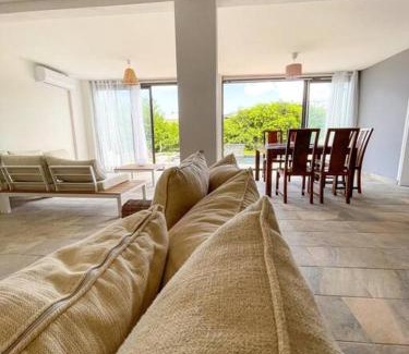 Sainte-Suzanne Villa | La villa canne à sucre