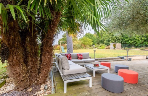 Verrie House | La Villa d’Elvine - Maison avec grand jardin