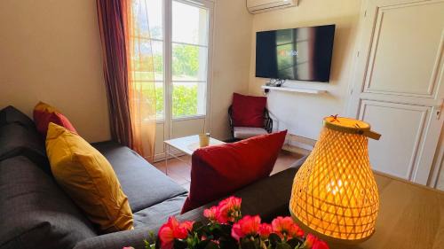 Gallargues-le-Montueux Apartment | La villa De Lina 508 -Self Check In -