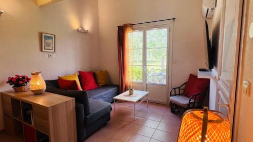 Gallargues-le-Montueux Apartment | La villa De Lina 508 -Self Check In -