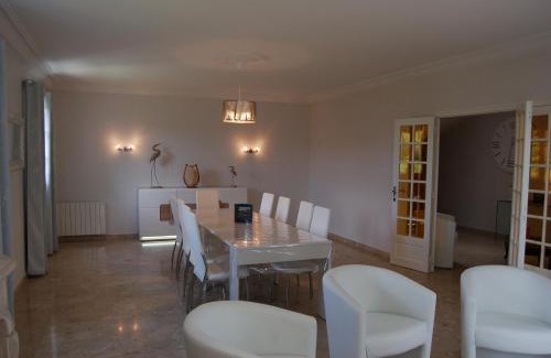 Saint-Jouan-des-Guerets Villa | La Villa des Longchamps Location du samedi au samedi