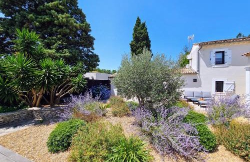 Lezignan-Corbieres House | La Villa Dali