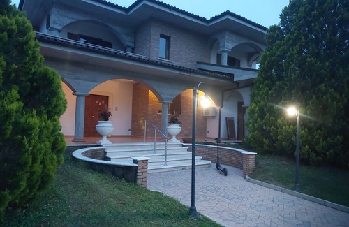 Corfinio Villa | 𝓛𝓪 𝓥𝓲𝓵𝓵𝓪 𝓭𝓮𝓲 𝓣𝓪𝓻𝓽𝓾𝓯𝓲