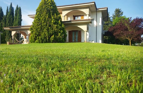 Corfinio Villa | 𝓛𝓪 𝓥𝓲𝓵𝓵𝓪 𝓭𝓮𝓲 𝓣𝓪𝓻𝓽𝓾𝓯𝓲