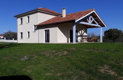 Belmont-Bretenoux House | La Villa des Tours - BELMONT BRETENOUX