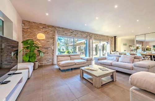 Sizun Villa | La Villa des Légendes - Spa & Swimming Pool