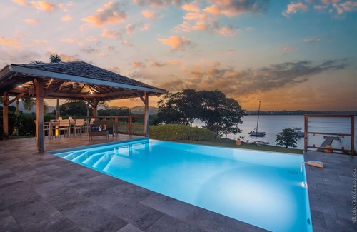 Le Francois Villa | La villa des Pachas, seaside with private pontoon, islands with kayak beach