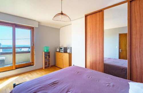 Plozevet House | La Villa des Vagues - vue mer proche de la plage