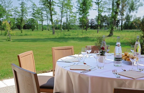 Divonne-les-Bains Apartment | La Villa Du Lac- 3 rooms for 6 people