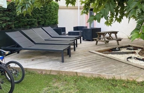 Biscarrosse House | La Villa Du Lac, put your suitcases . Simply