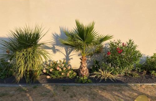 Marcheprime House | La Villa Omaha YourHostHelper