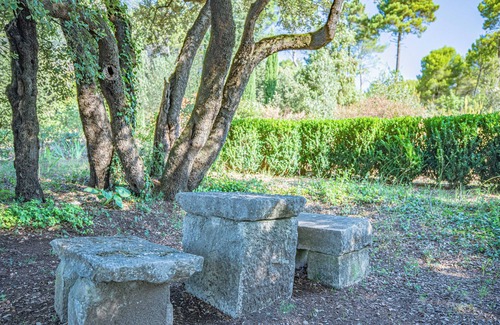 Salernes Villa | LA VILLA PERGOLA SALERNES, charming residence in Provence Verte