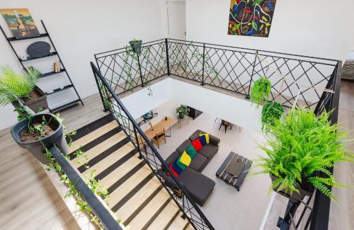 Orgeres House | La Villa Pop & Steel - maison avec 4 chambres