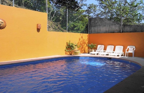 Santa Maria Huatulco Apartment | La Vivienda- cute apartment close to Playa Santa Cruz beach