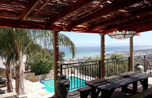 Mountainside Villa | La Vue Parfaite villa has fantastic views of sea and mountains.