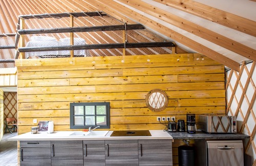 Jumieges House | La Yourte de Jumièges - séjour insolite avec jacuzzi en normandie