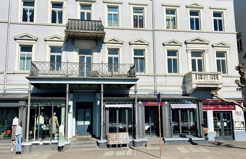 Mainz-Bingen Apartment | LaBed - Directly on Drosselgasse | Enjoy the wine region, old town & view of the Rhine