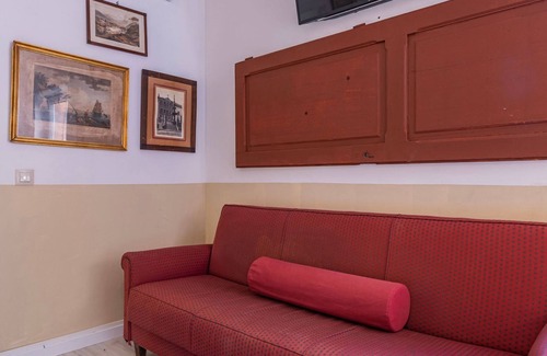 Alcantara Apartment | Labor Alliance Residence - Room 16 by LovelyStay