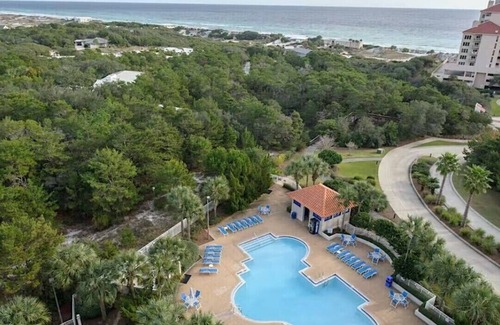 Four Mile Village Condo | LABOR DAY AVAILABLE MAKE US AN OFFER, 1 Bedroom Studio at Tops'l Great Views!