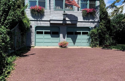 Water Mill House | LABOR DAY WEEK Special.Luxury Water Mill S.Mecox Bay/Pool/Dock/Fabulous Gardens