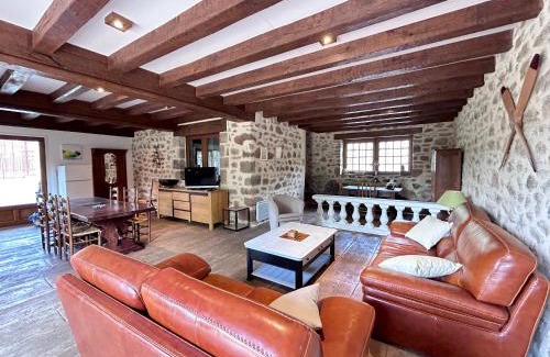 Saint-Estephe House | Lac privé, forêt, calme absolu dans un gîte tout confort