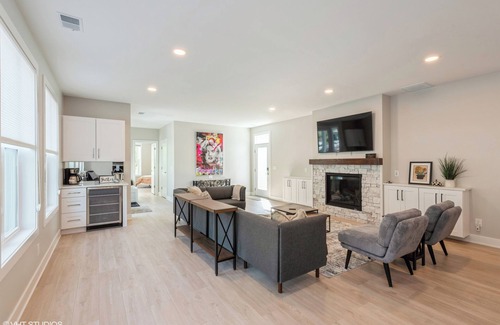 Michigan City House | Lady Of The Lake at Beachwalk Resort nStunning New Construction