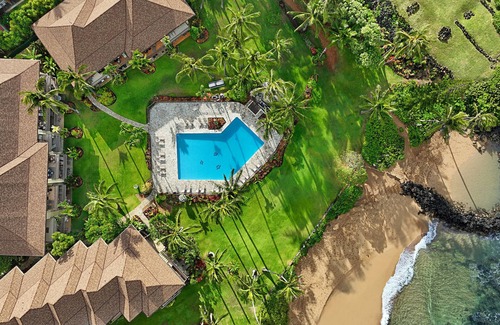 Wailua Condo | Lae Nani 321 . Exceptional, A/C, Beachfront Condo