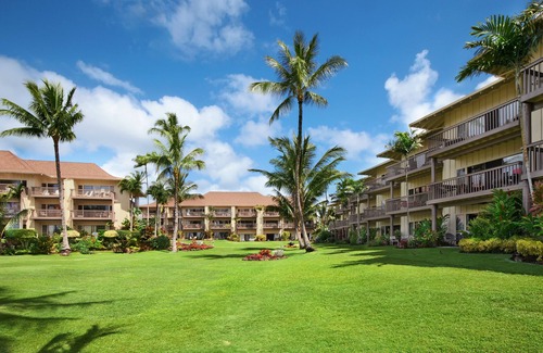 Wailua Condo | Lae Nani 321 . Exceptional, A/C, Beachfront Condo