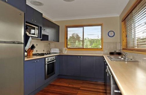 Bendalong House | Lagava across from waterfont