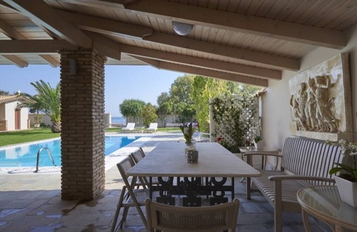 Saronikos Villa | Lagonisi Villa