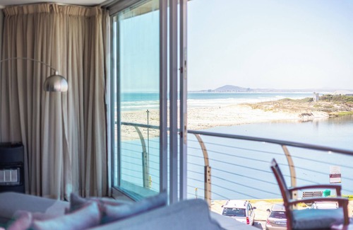 Lagoon Beach Apartment | Lagoon Beach 237A by CTHA