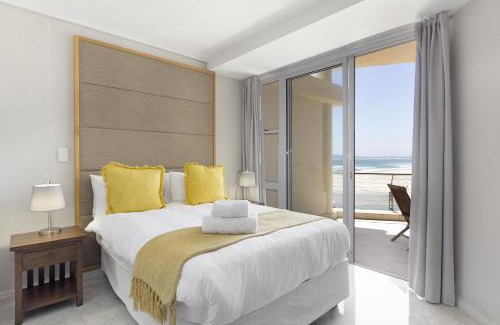 Lagoon Beach Apartment | Lagoon Beach 302A by Host Agents