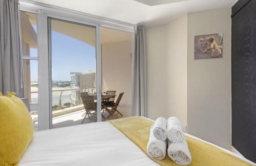 Lagoon Beach Apartment | Lagoon Beach 302A by Host Agents