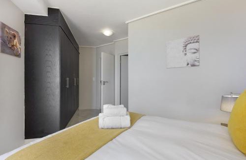 Lagoon Beach Apartment | Lagoon Beach 302A by Host Agents