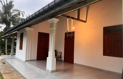 Kathaluwa House | Lagoon Bliss