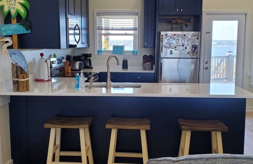 Gulf Shores Cottage | Lagoon House with something for Everyone. Good beach access or a private pool.