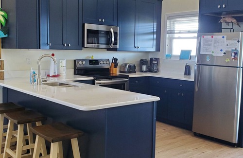 Gulf Shores Cottage | Lagoon House with something for Everyone. Good beach access or a private pool.