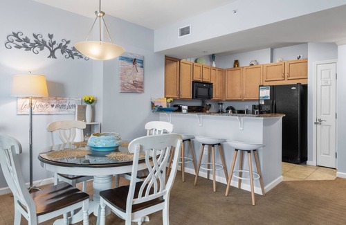 Fort Walton Beach - Destin Condo | 🌴Lagoon Pool-Partial Gulf View-Walk to beach-Beach Shuttle-Palms Resort #1603⛱️