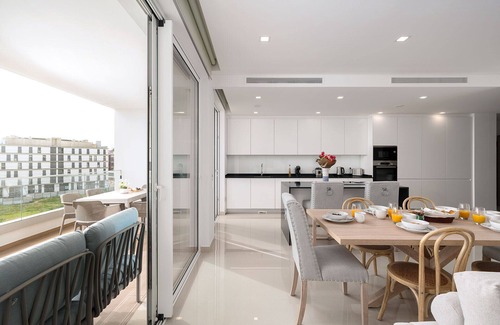 Lagos Apartment | Lagos Marina View 3 With Pool by Homing