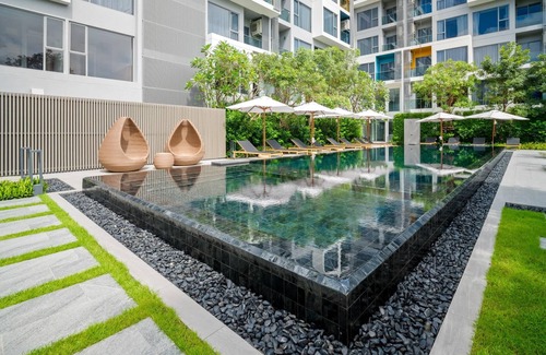 Bang Tao Condo | Laguna Lakeside Residences 1BR A2 Road side