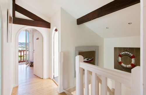 Bidart House | LAGUNAK - 5 Bedroom Basque House with swimming pool 250m from the Beach - BARNES