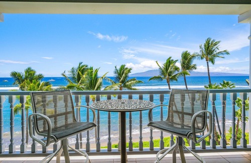 Historic Lahaina Front Street Apartment | Lahaina Shores 533: Oceanfront Bliss & Whale Watching Views
