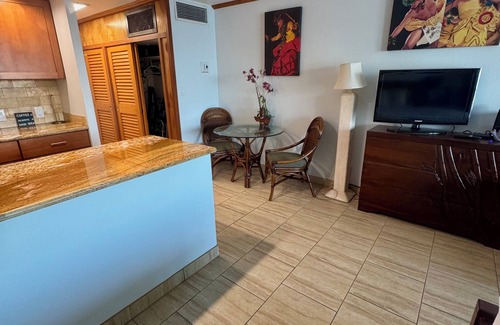 Historic Lahaina Front Street Apartment | Lahaina Shores Maui Dream Oceanfront Ocean Views