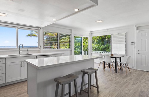 Laie Cottage | Laie Cottage by the Sea Waterfront/On the Beach - Eco Friendly Sustainable Home