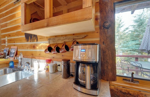 Ridgeway Cabin | Lake Access at Peaceful Kenai Peninsula Getaway