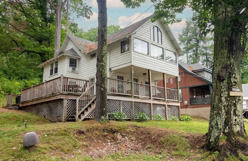 Richfield Springs House | Lake Access to Canadarago Lake*Lake View Cottage*