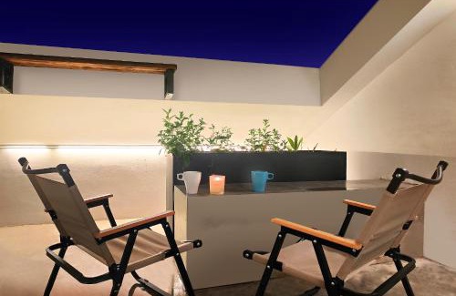 Wuzhong Bed & Breakfast | Lake and Mountain Terrace Sunrise View King Room