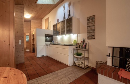 Zell am See Apartment | Lake and Mountain View