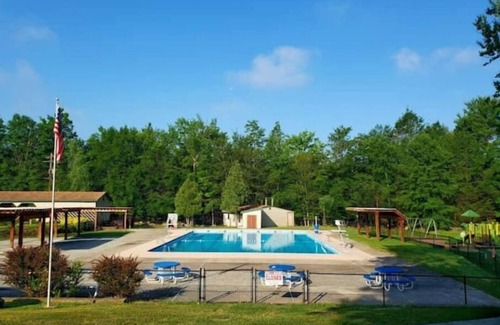 Hamlin Ski Chalet | Lake Ariel Retreat w. Game Room