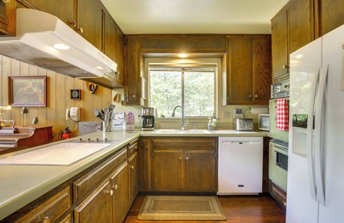 Lake Arrowhead House | Lake Arrowhead Family Home w/Game Room